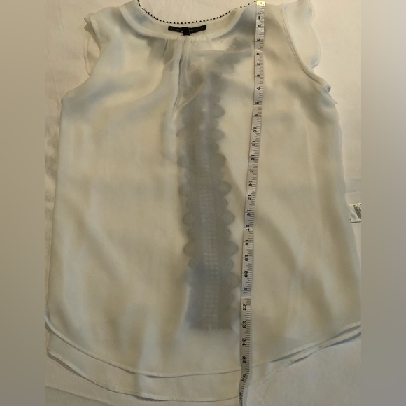 WHBM White Blouse with Black Lace Trim Size 4 - Picture 7 of 8